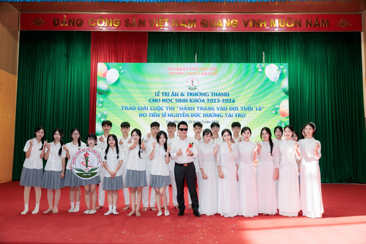 le_tri_an_2026_truong_thpt_cam_khe_6.jpg