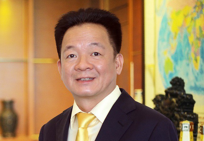 nhung_doanh_nhan_ky_cuu_tuoi_nham_dan_2.jpg