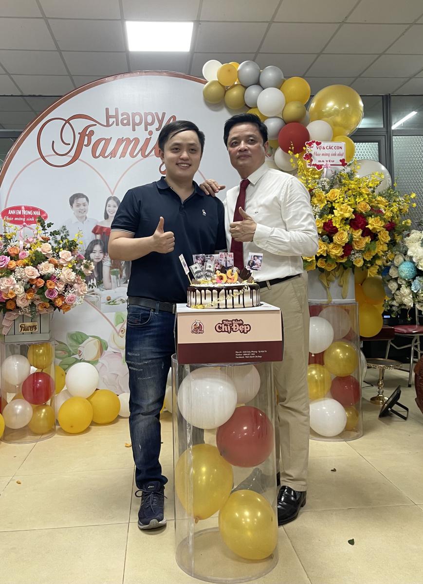 sinh_nhat_7.7.2021_ben_con_trai.jpeg