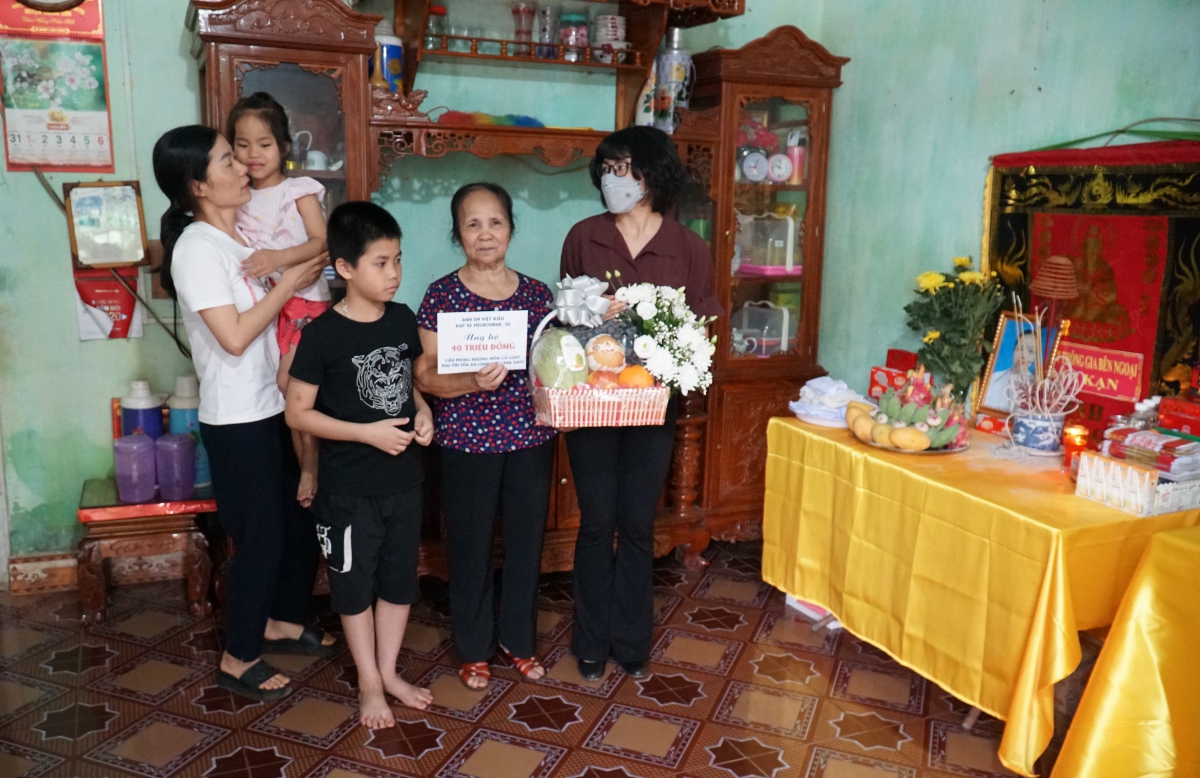 tham_gia_dinh_co_giao_mai_thi_yen.jpg