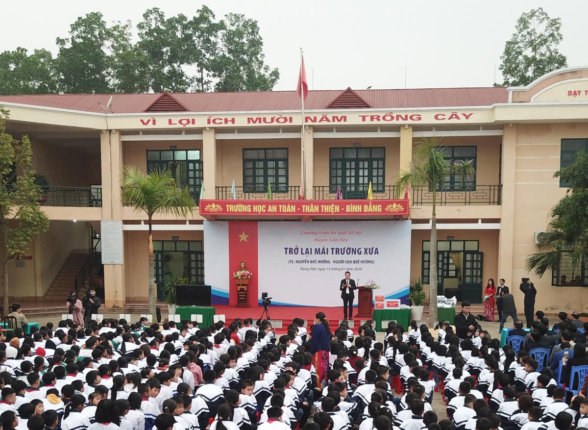 tro_lai_mai_truong_xua_5.jpg