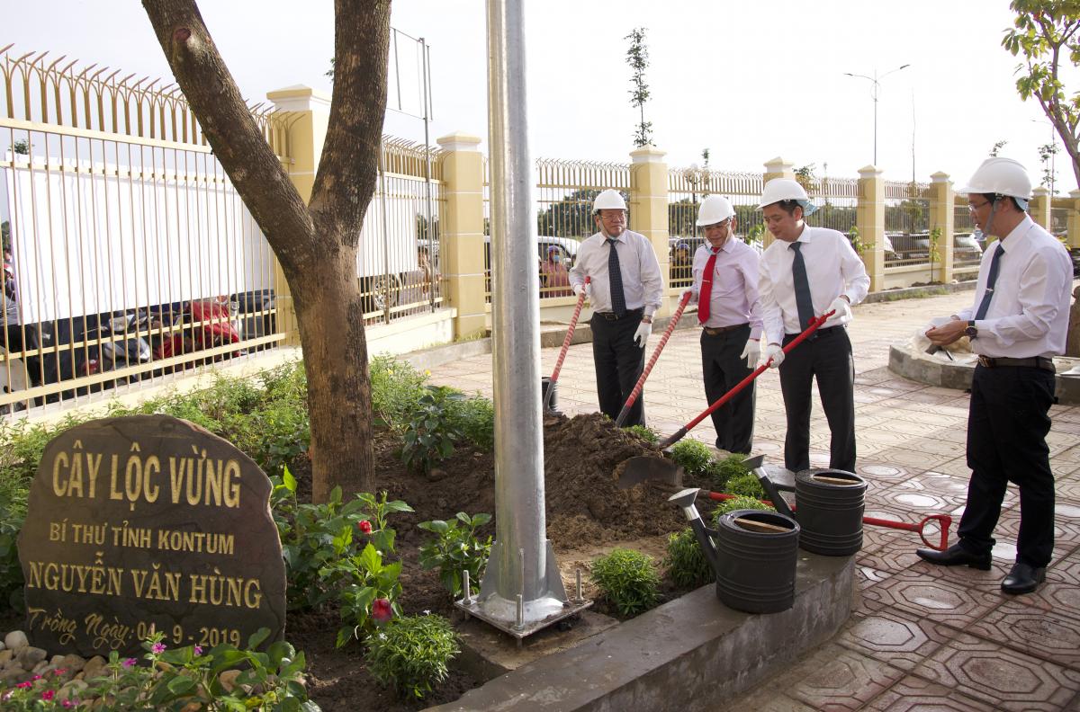khanh_thanh_truong_lien_viet_kon_tum_13.jpg